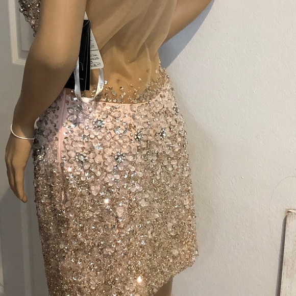 TERANI COUTURE - Picture 8 of 9